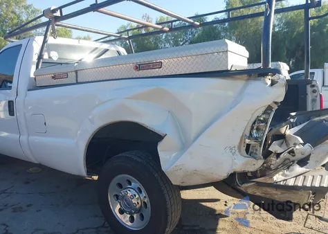 2015 Ford F-250 Xl из США, поврежденный, VIN 1FTBF2A65FEB60862